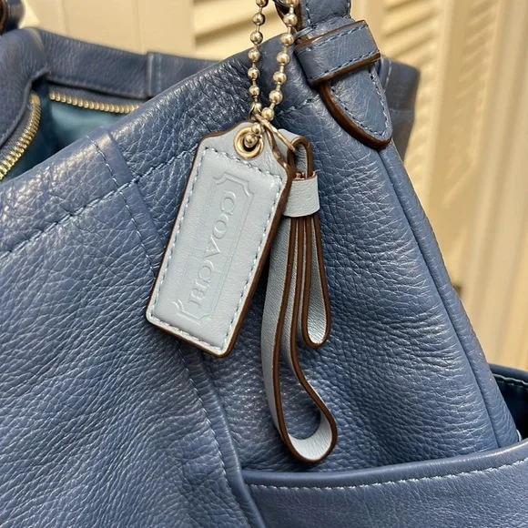 Coach Blue Leather Shoulder Crossbody Large Bag With Dust Bag Pre-Loved - Picture 12 of 12